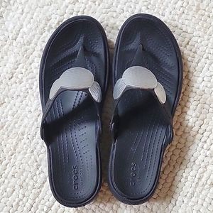 Sanrah Crocs black size 8 with silver decor